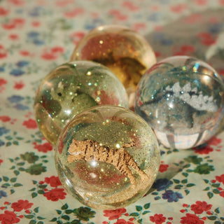 Малки играчки