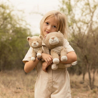 Мека Лъвица за Гушкане Safari Friends 25см