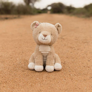 Плюшена Лъвица Safari Friends 17 см