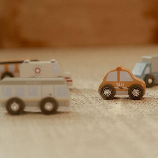 10 Дървени Превозни Средства