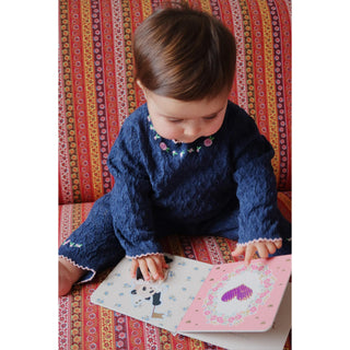 Konges Slojd Сензорна книжка Touch and feel- bear