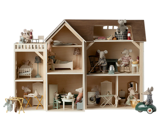 Maileg Mouse Farmhouse