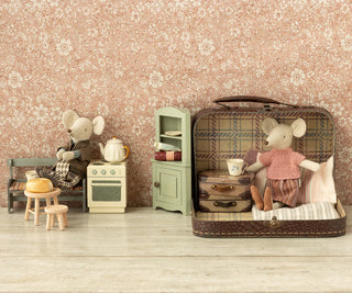 Maileg Плетена блуза и пола в куфар, Grandma mouse