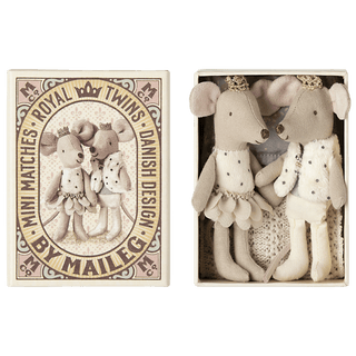 Maileg Кралски мишки близнаци, Little sister and brother in matchbox